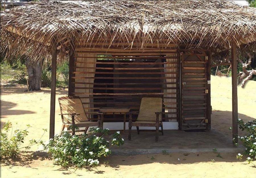 Upali Beach Surf Resort & Cafe Arugam Bay Bagian luar foto